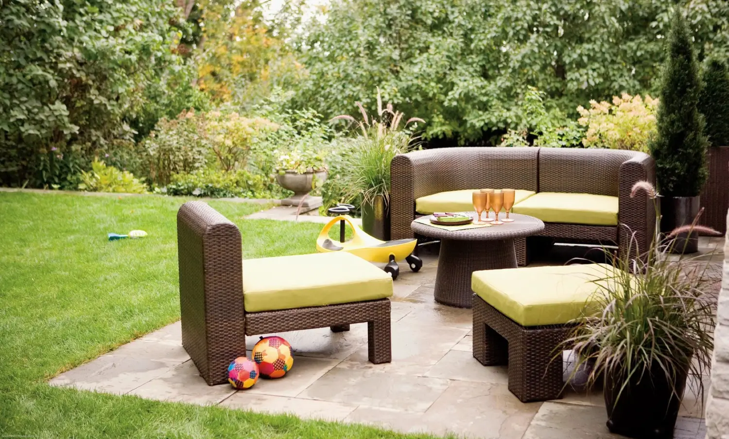 outdoor chair and table